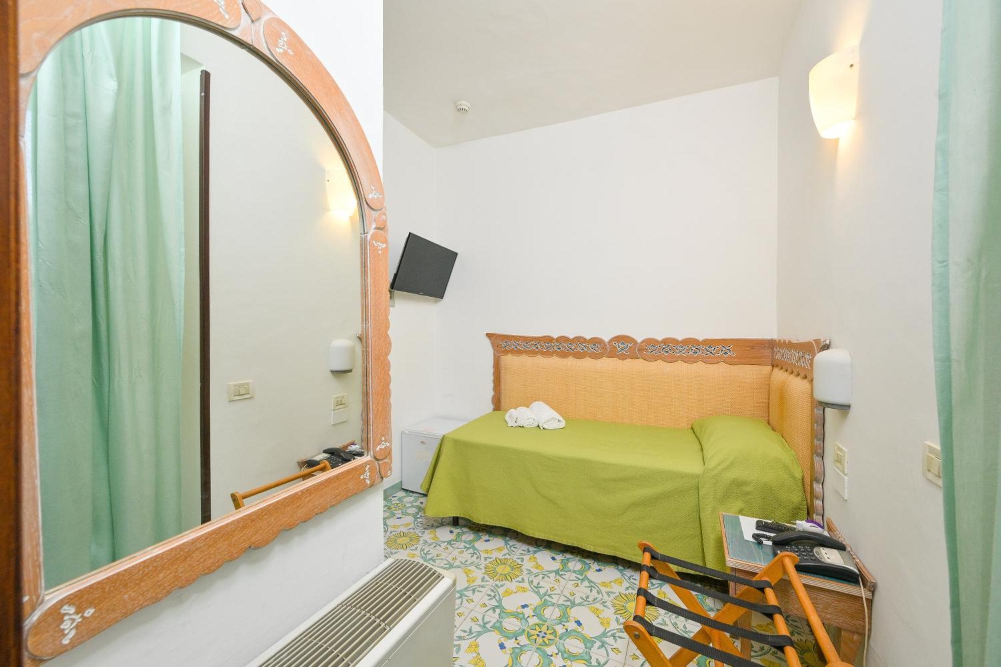 Av Isola Verde Hotel Thermal Spa Ischia Esterno foto